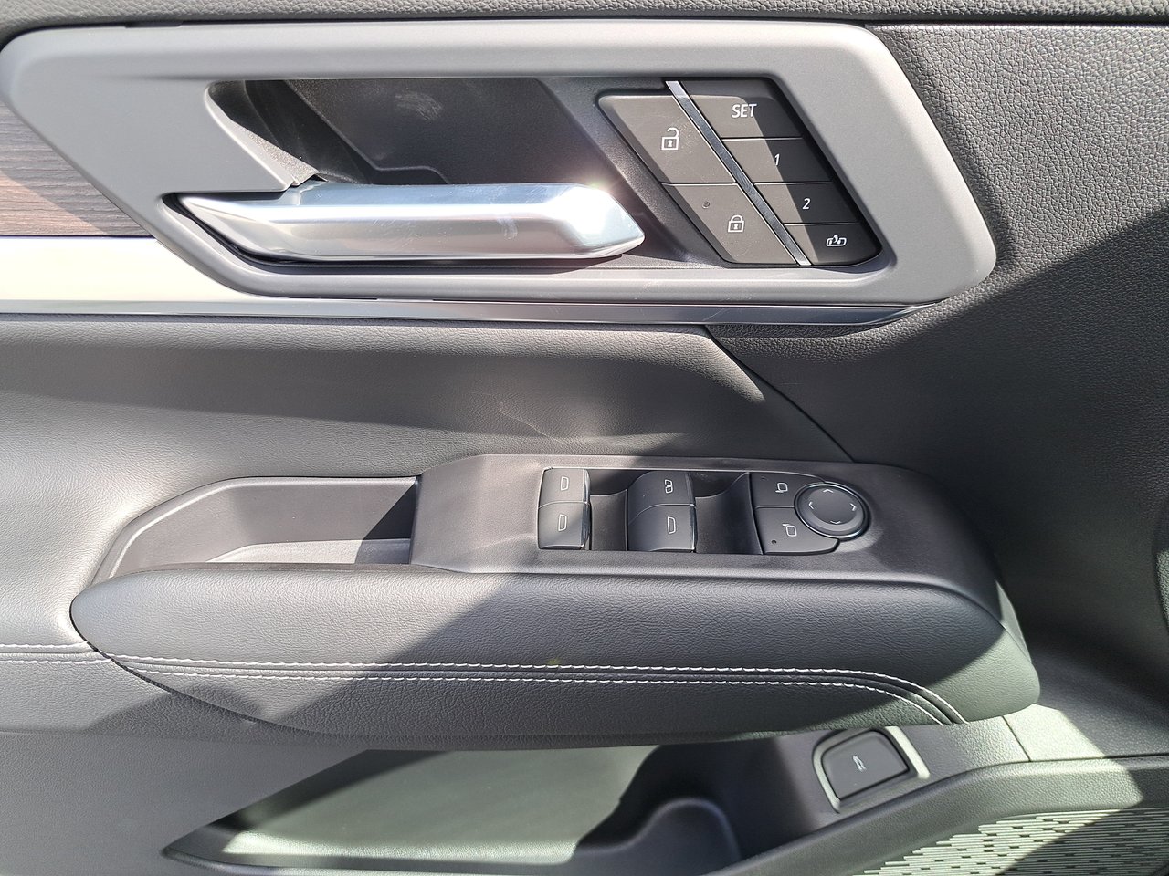 2027 GMC Terrain Denali-12