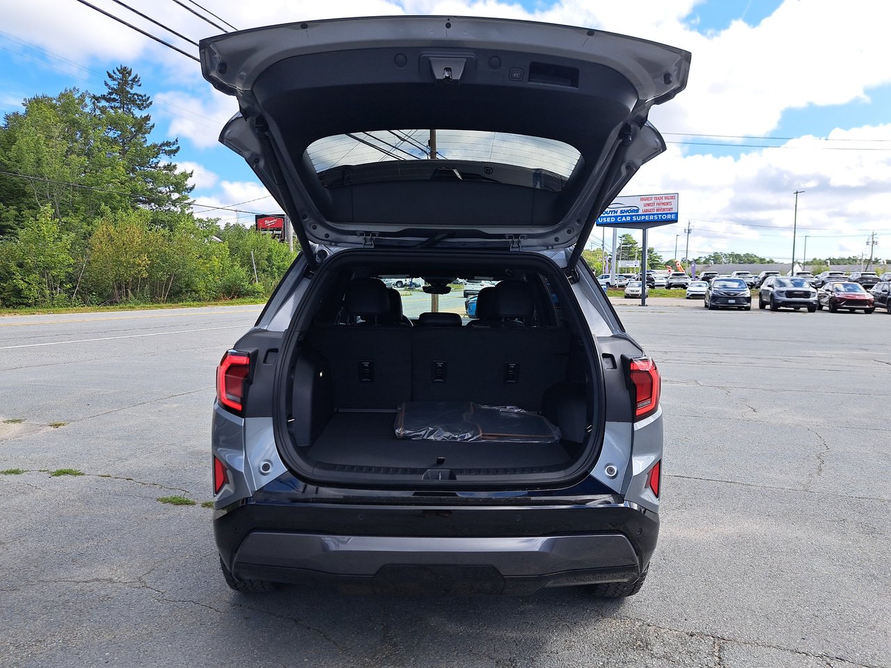 2027 GMC Terrain AT4-6