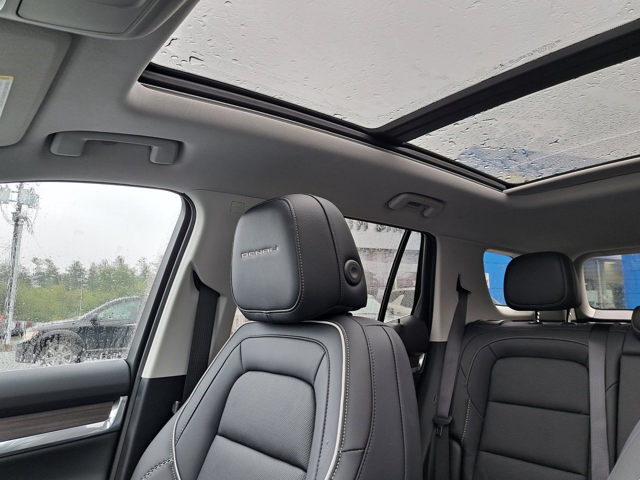 2027 GMC Terrain Denali-21