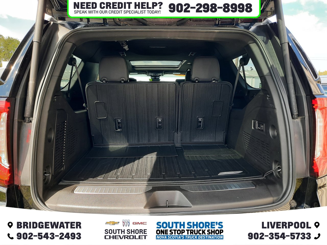 2023 GMC Yukon XL Denali-7