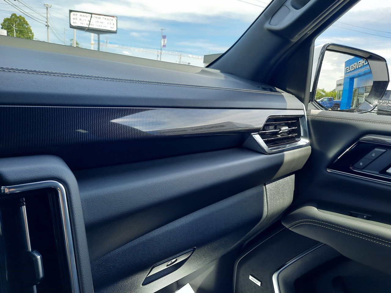 2025 GMC Yukon Elevation-20