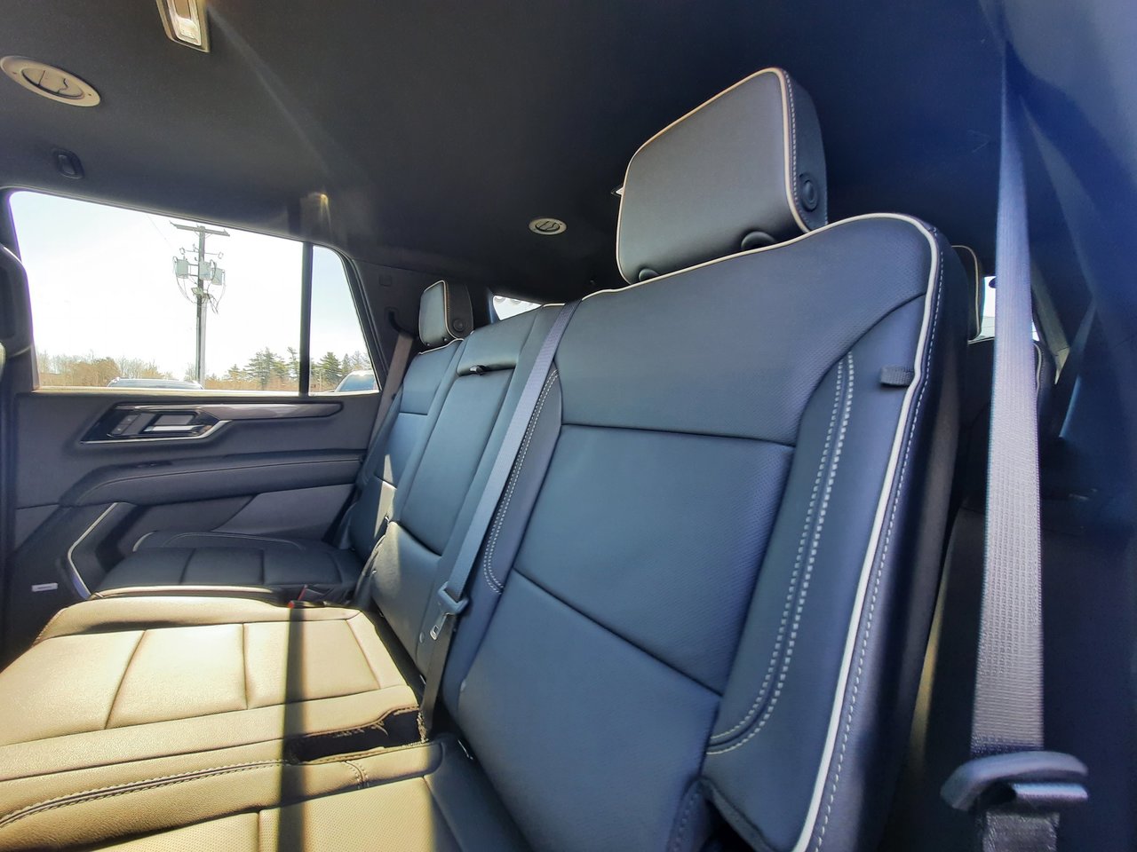 2025 GMC Yukon Elevation-25