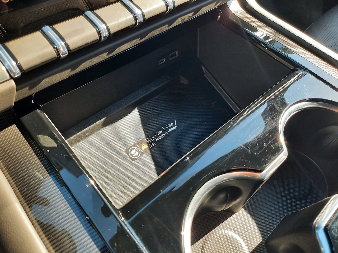 2025 GMC Yukon Elevation-18