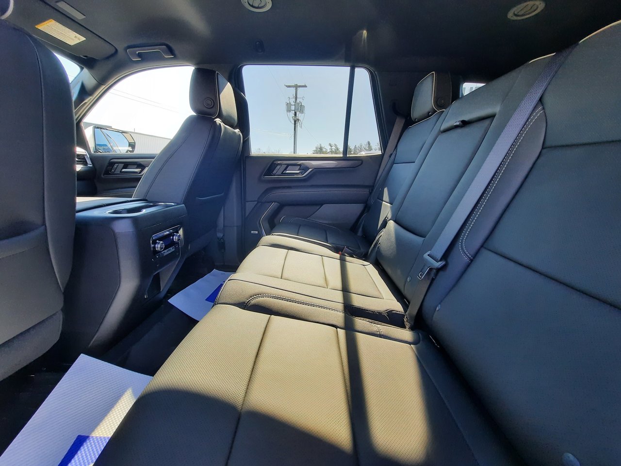 2025 GMC Yukon Elevation-26