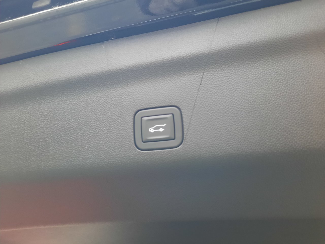 2026 GMC Yukon Denali-9