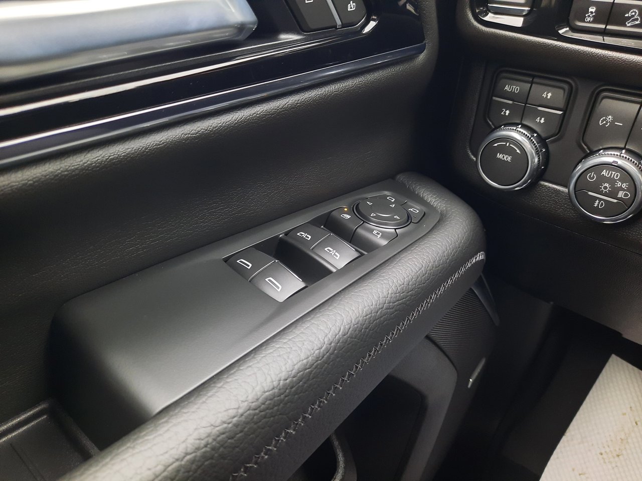 2026 GMC Yukon Denali-11