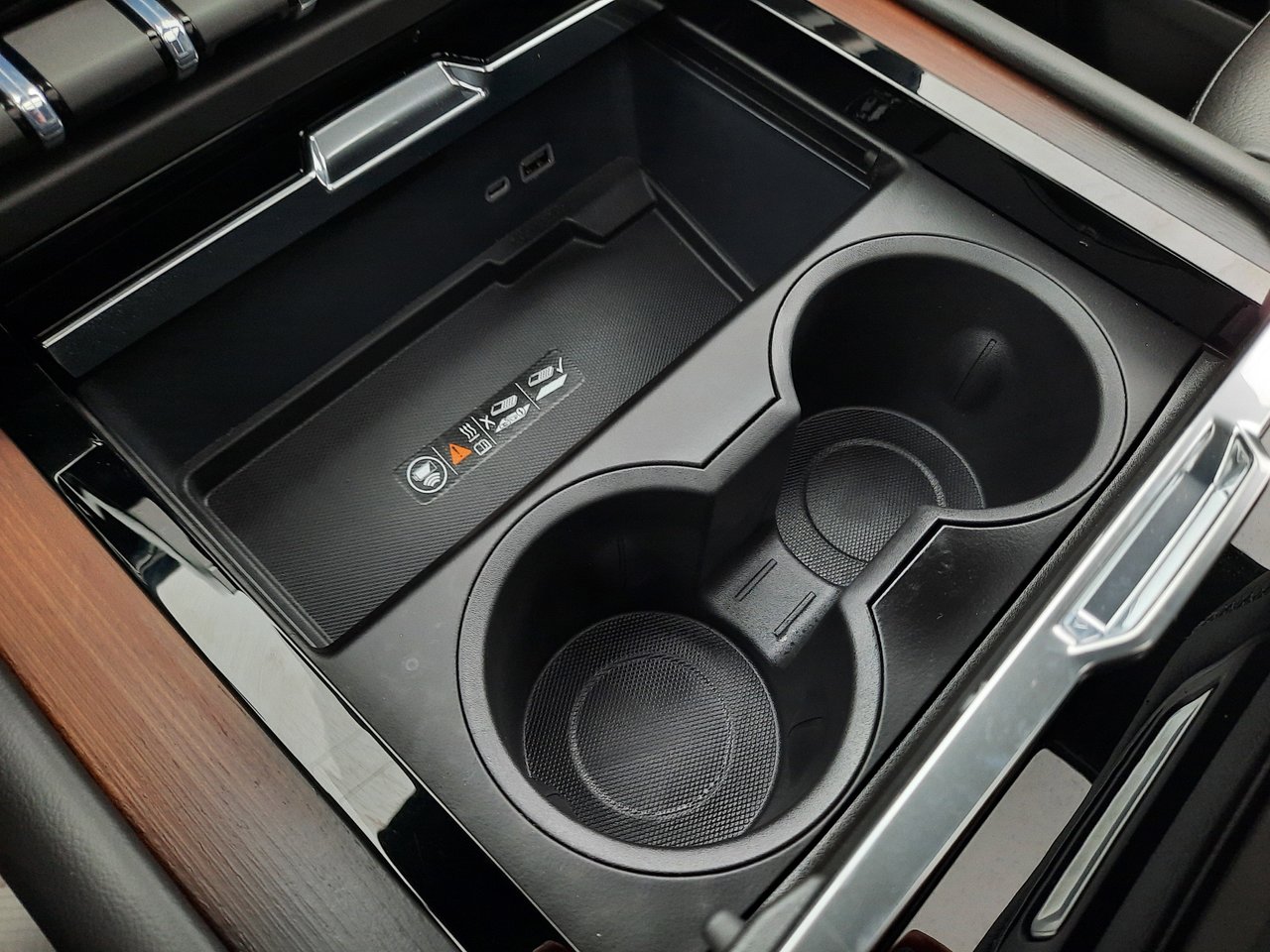 2026 GMC Yukon Denali-19