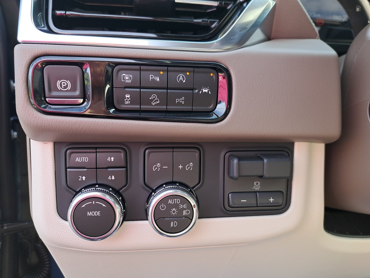 2026 GMC Yukon Denali-15