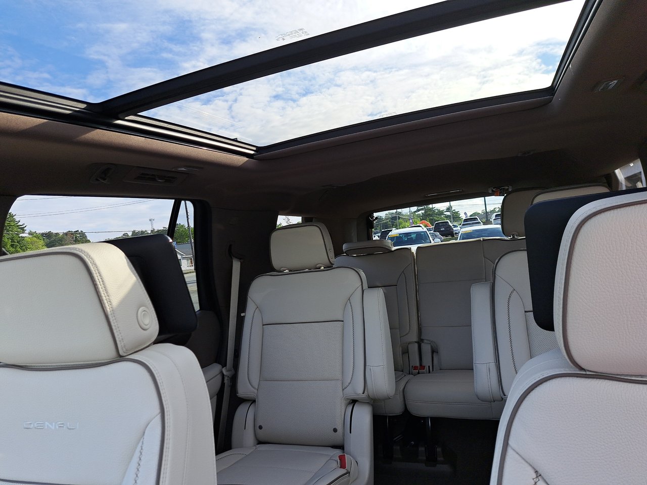 2026 GMC Yukon Denali-22