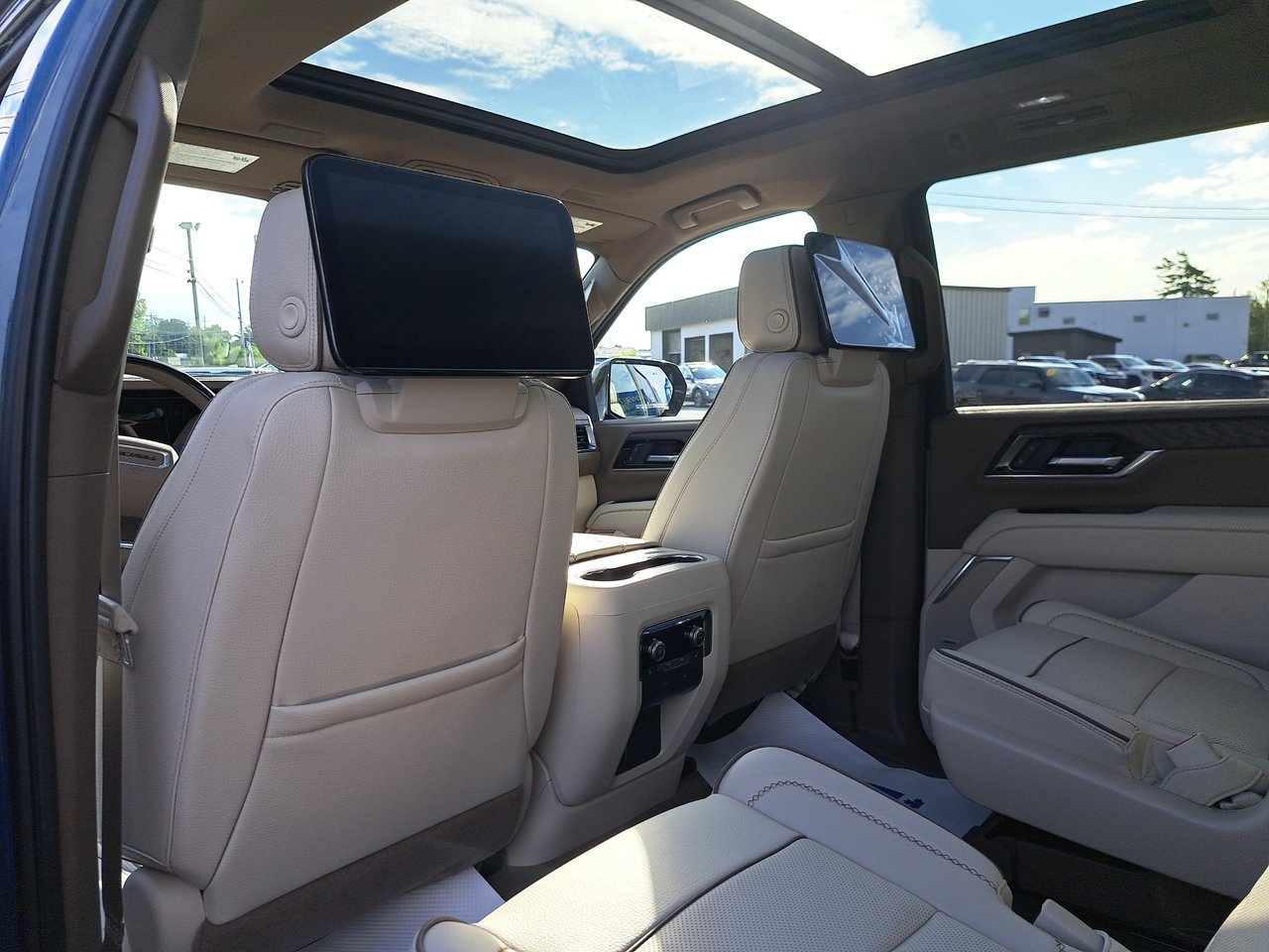 2026 GMC Yukon Denali-11