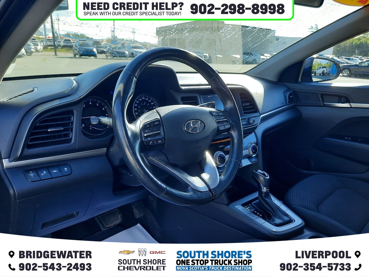 2019 Hyundai Elantra Preferred-1