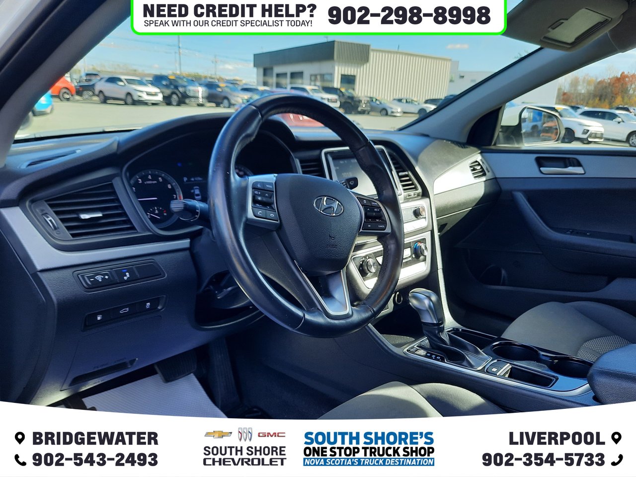 2019 Hyundai Sonata Essential-1