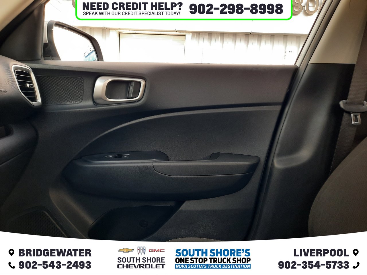 2024 Hyundai Venue Preferred-22