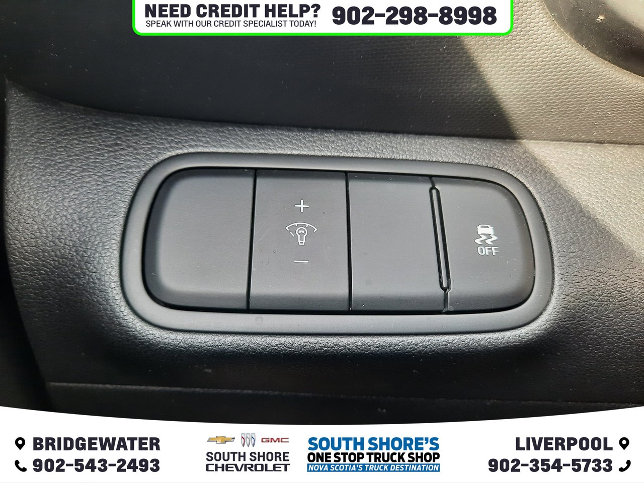 2024 Hyundai Venue Preferred-10