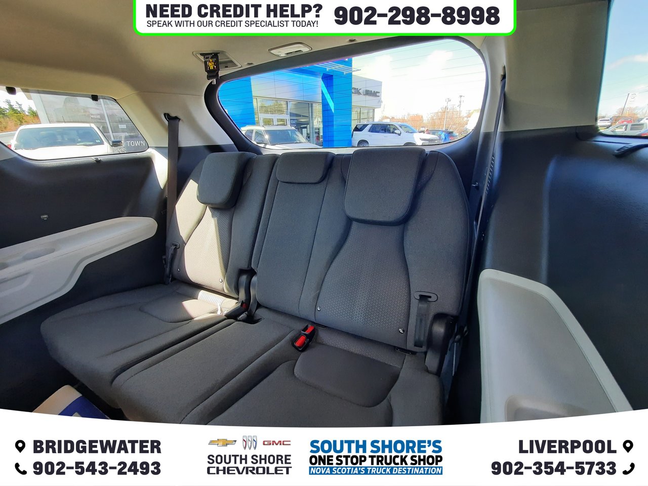 2024 Kia Carnival LX+-24