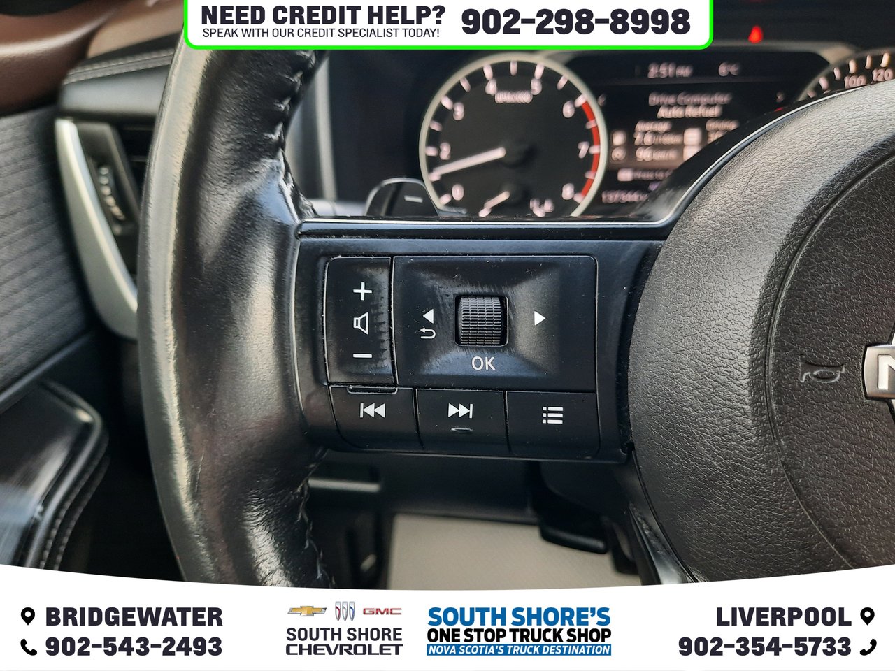 2022 Nissan Rogue S-10