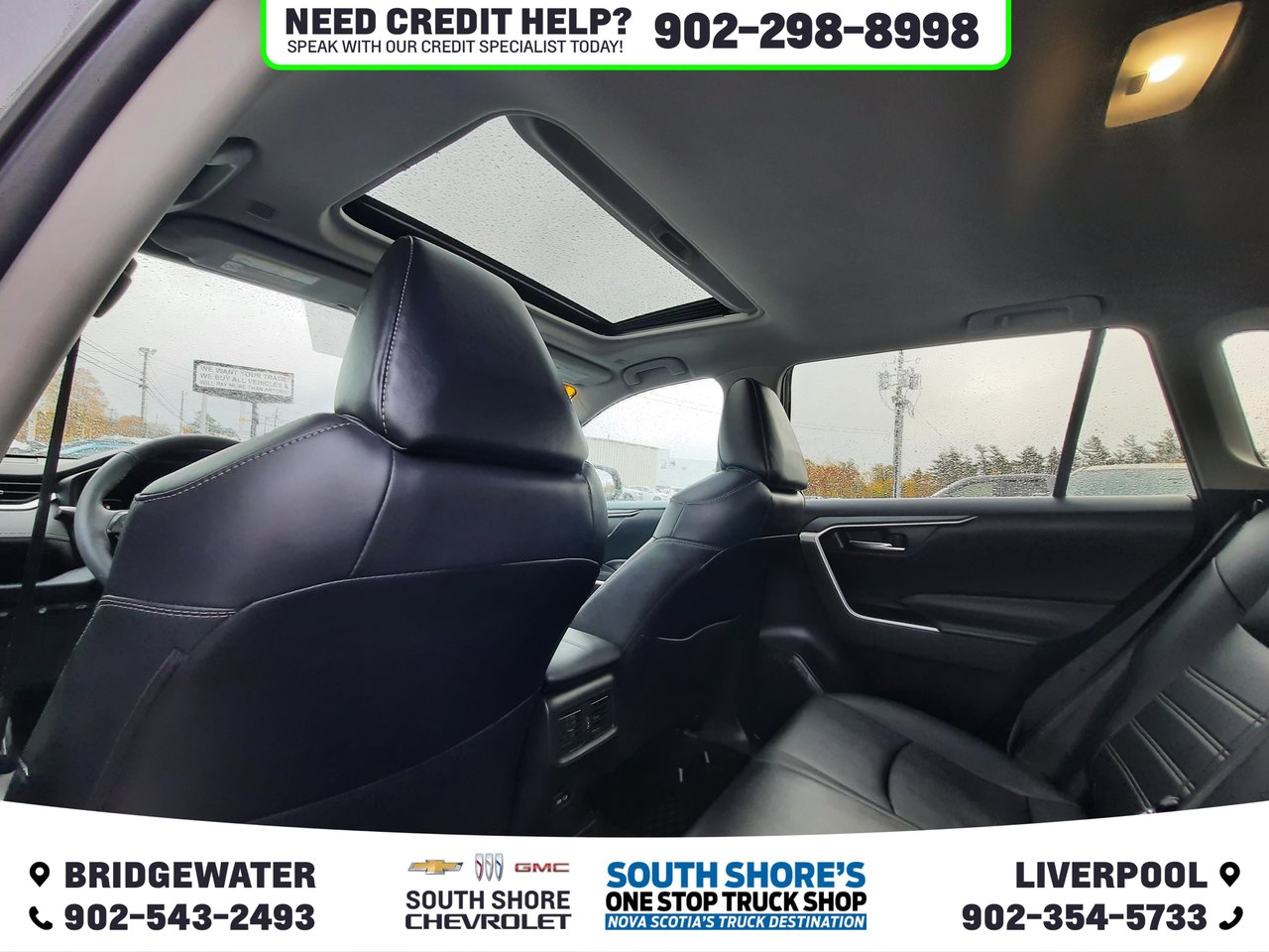 2023 Toyota RAV4 XLE-27