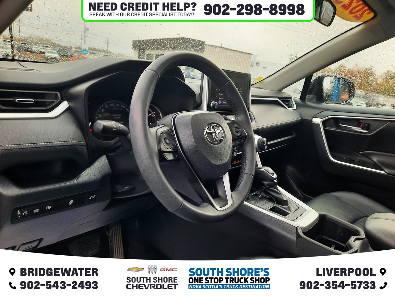 2023 Toyota RAV4 XLE-1