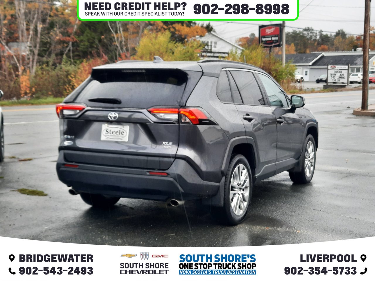 2023 Toyota RAV4 XLE-5