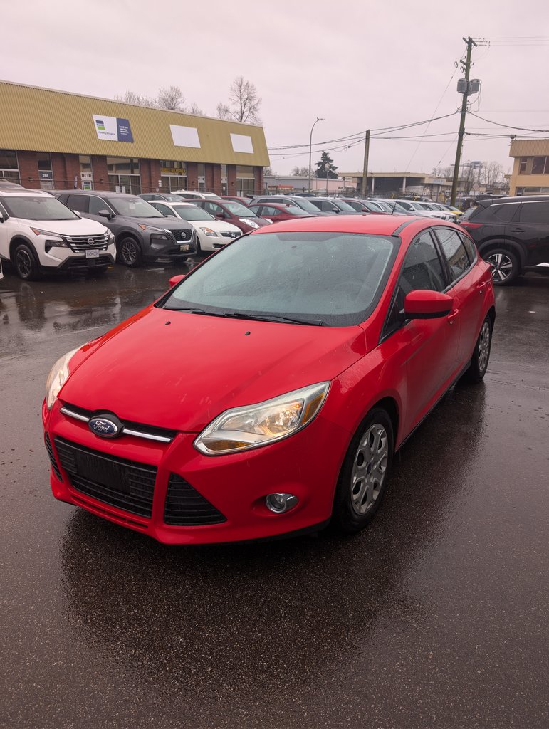 2012 Ford Focus SE Hatchback