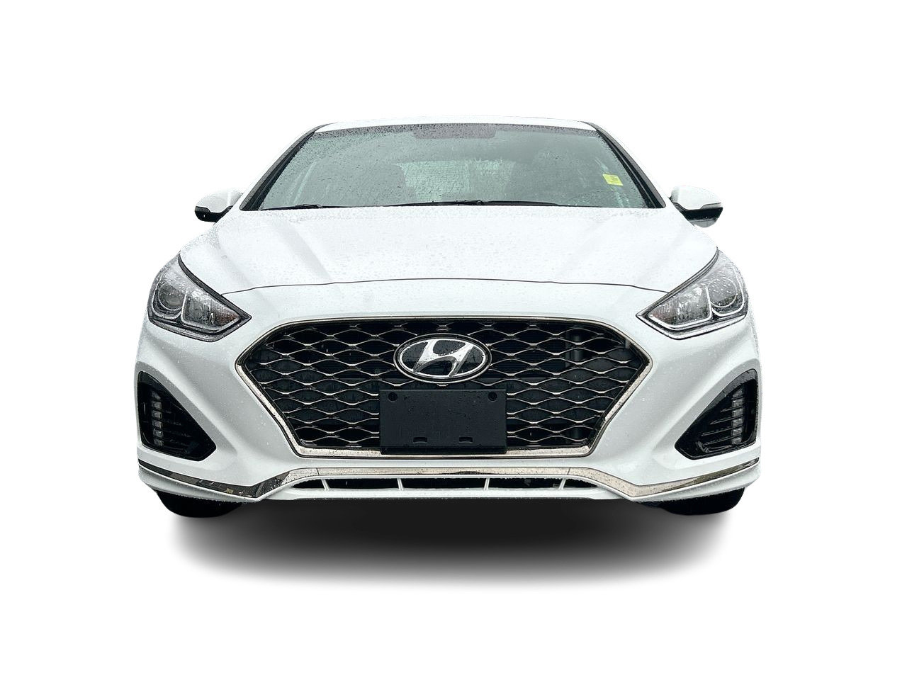 Used 2018 WHITE Hyundai Sport image 17