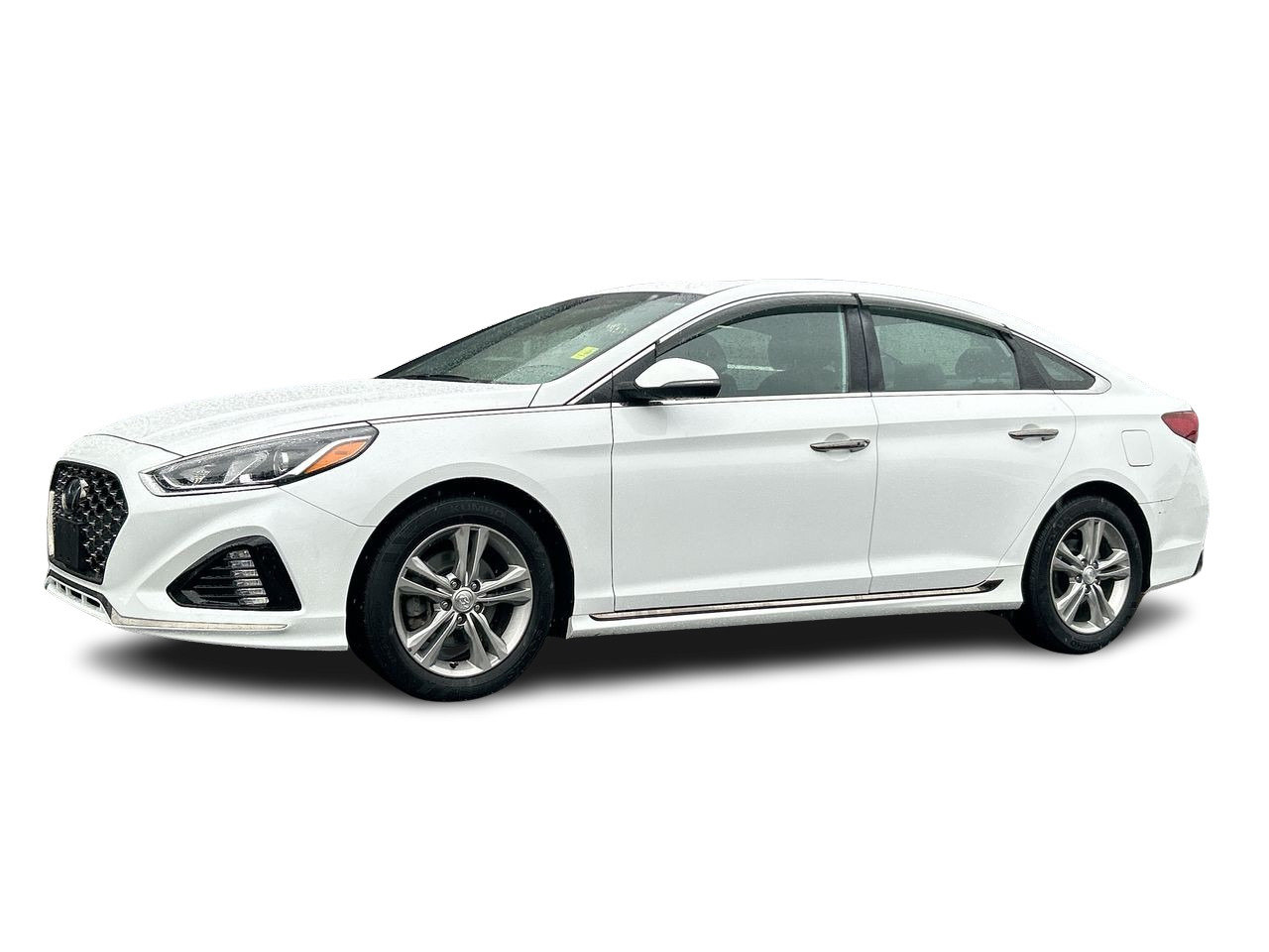 Used 2018 WHITE Hyundai Sport image 3