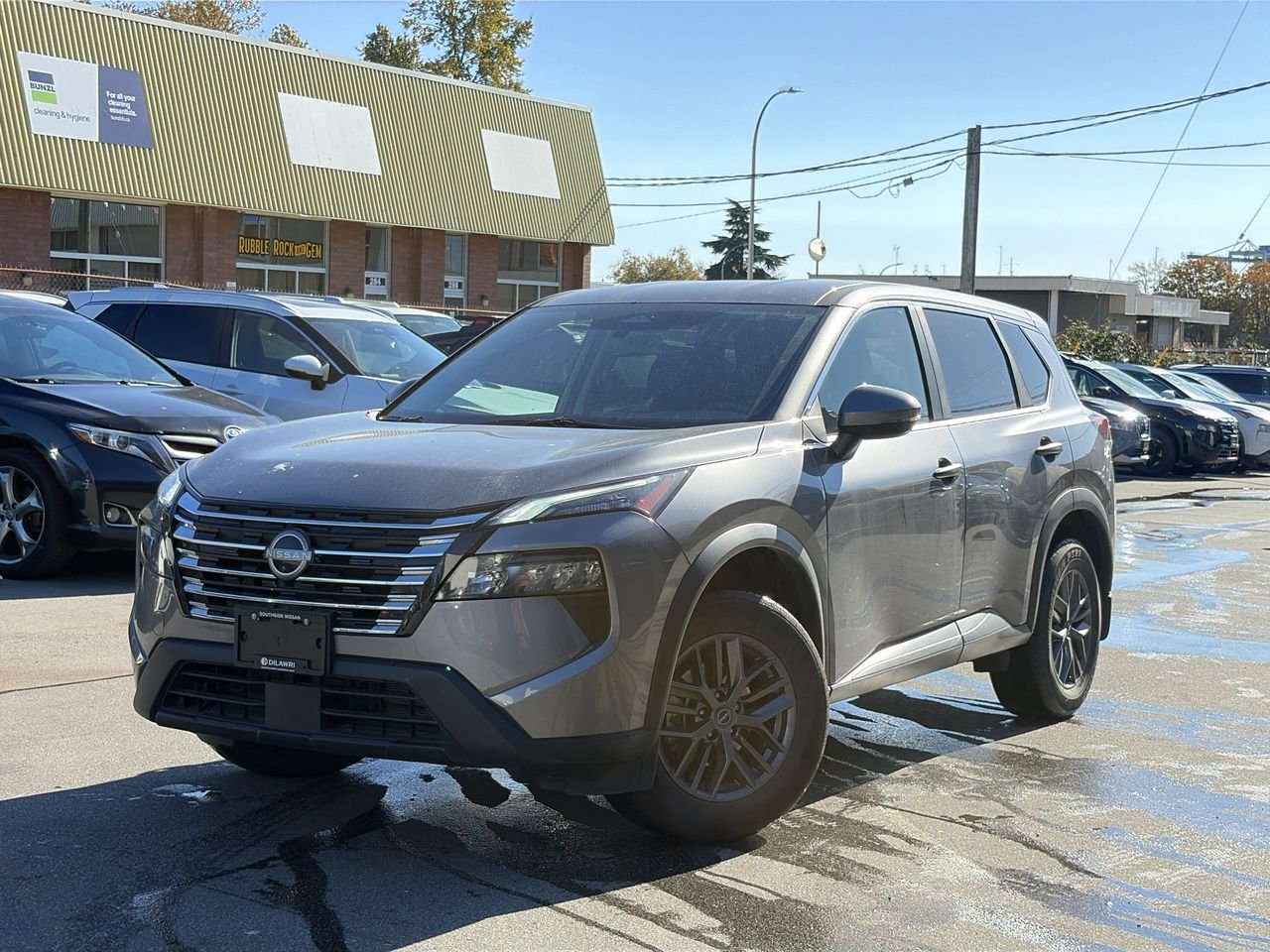 Gray (Gun Metallic) 2025 Nissan Rogue SUV / Crossover All-Wheel Drive Automatic