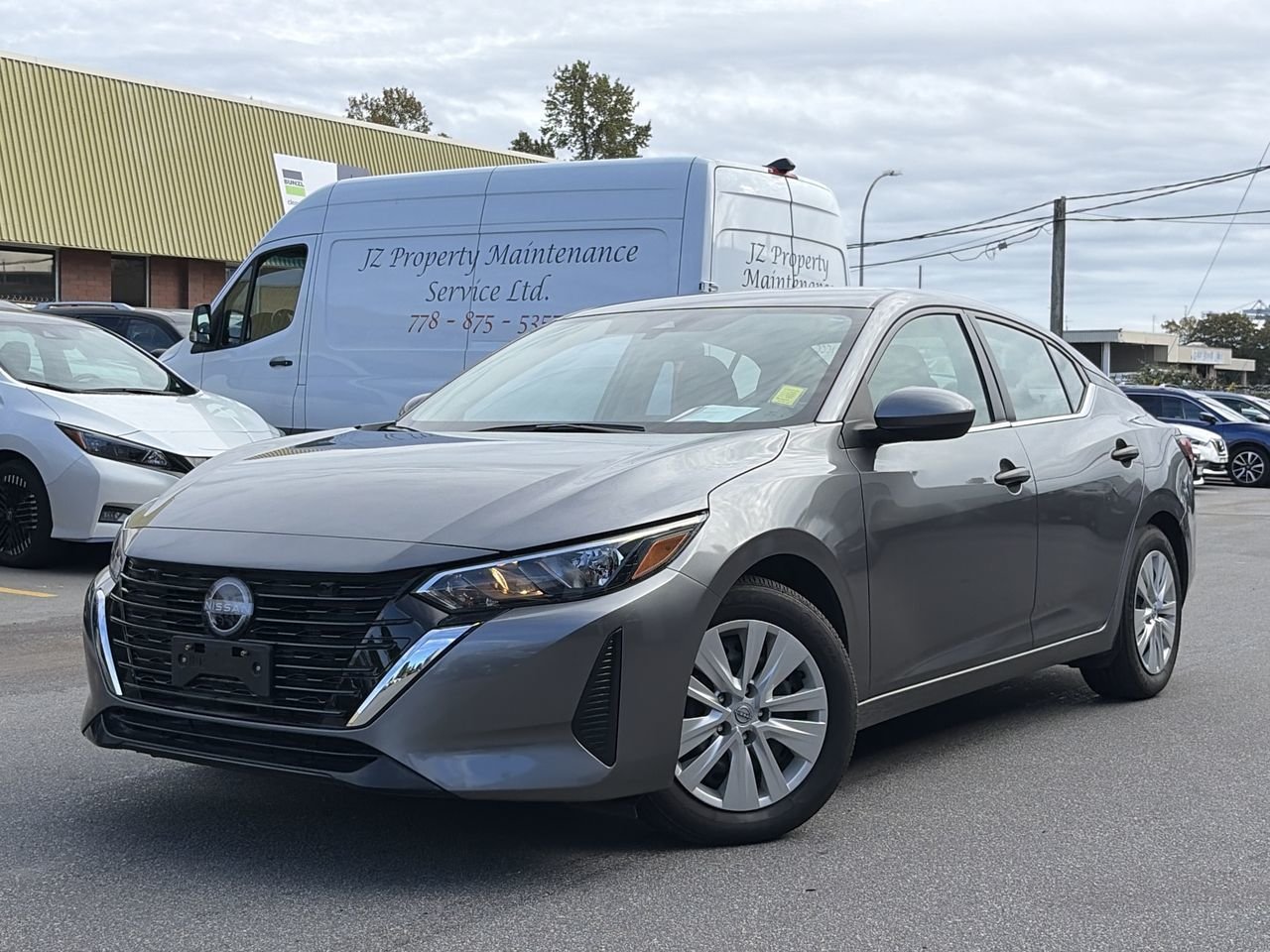Gray (Gun Metallic) 2024 Nissan Sentra Sedan Front-Wheel Drive Automatic