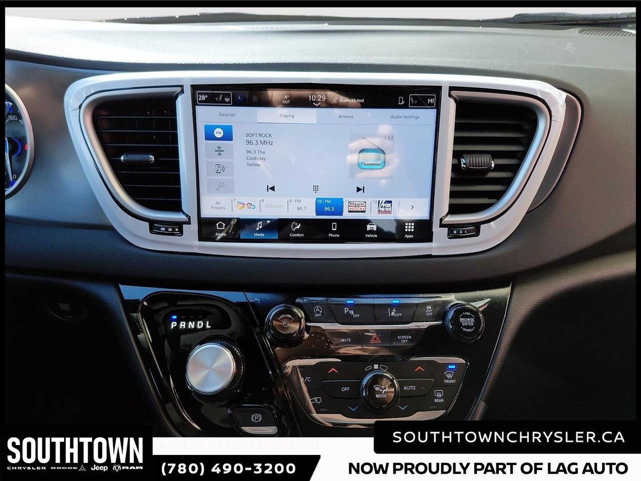2026 Chrysler Grand Caravan SXT-16