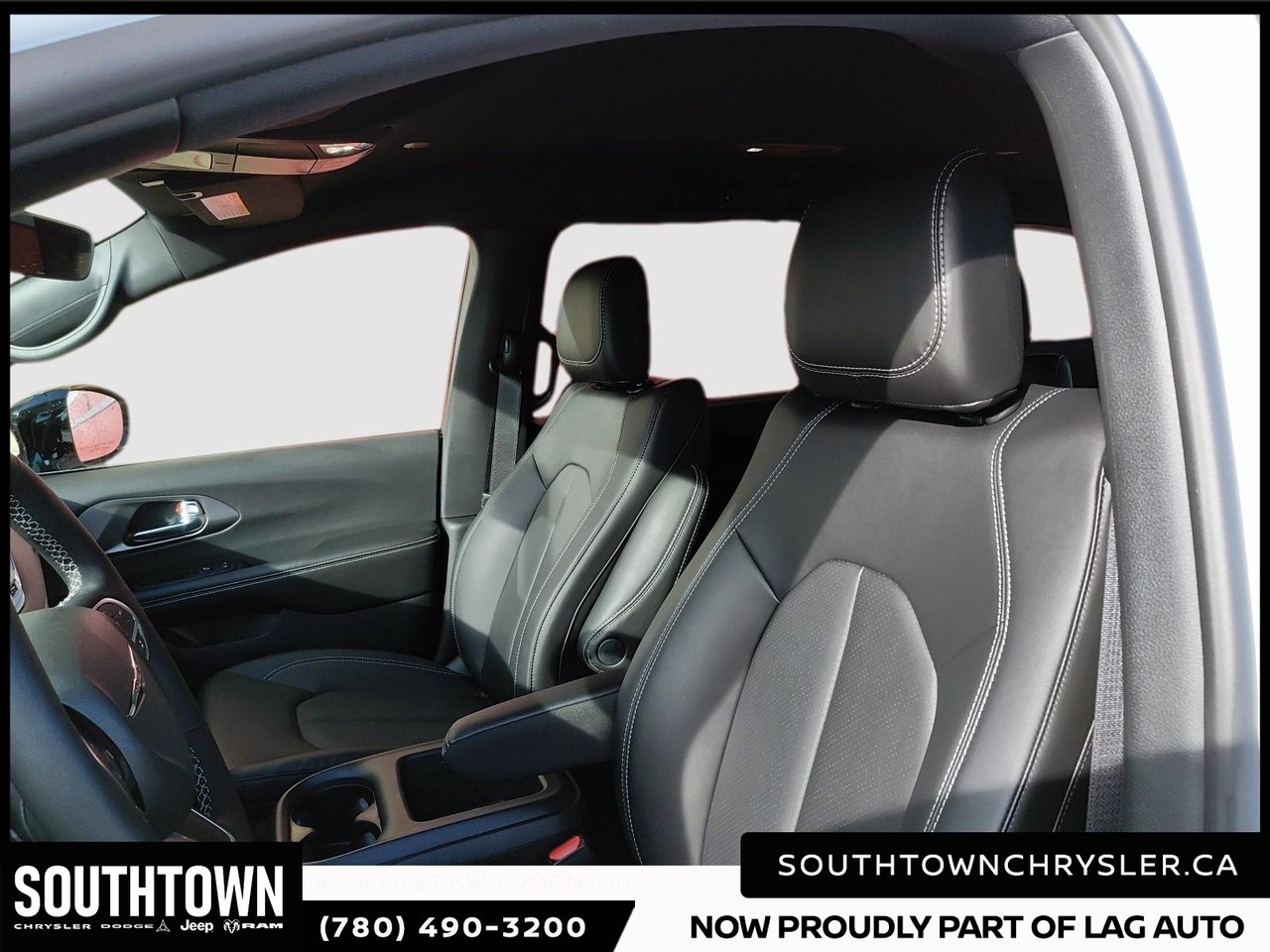 2026 Chrysler Grand Caravan SXT-8
