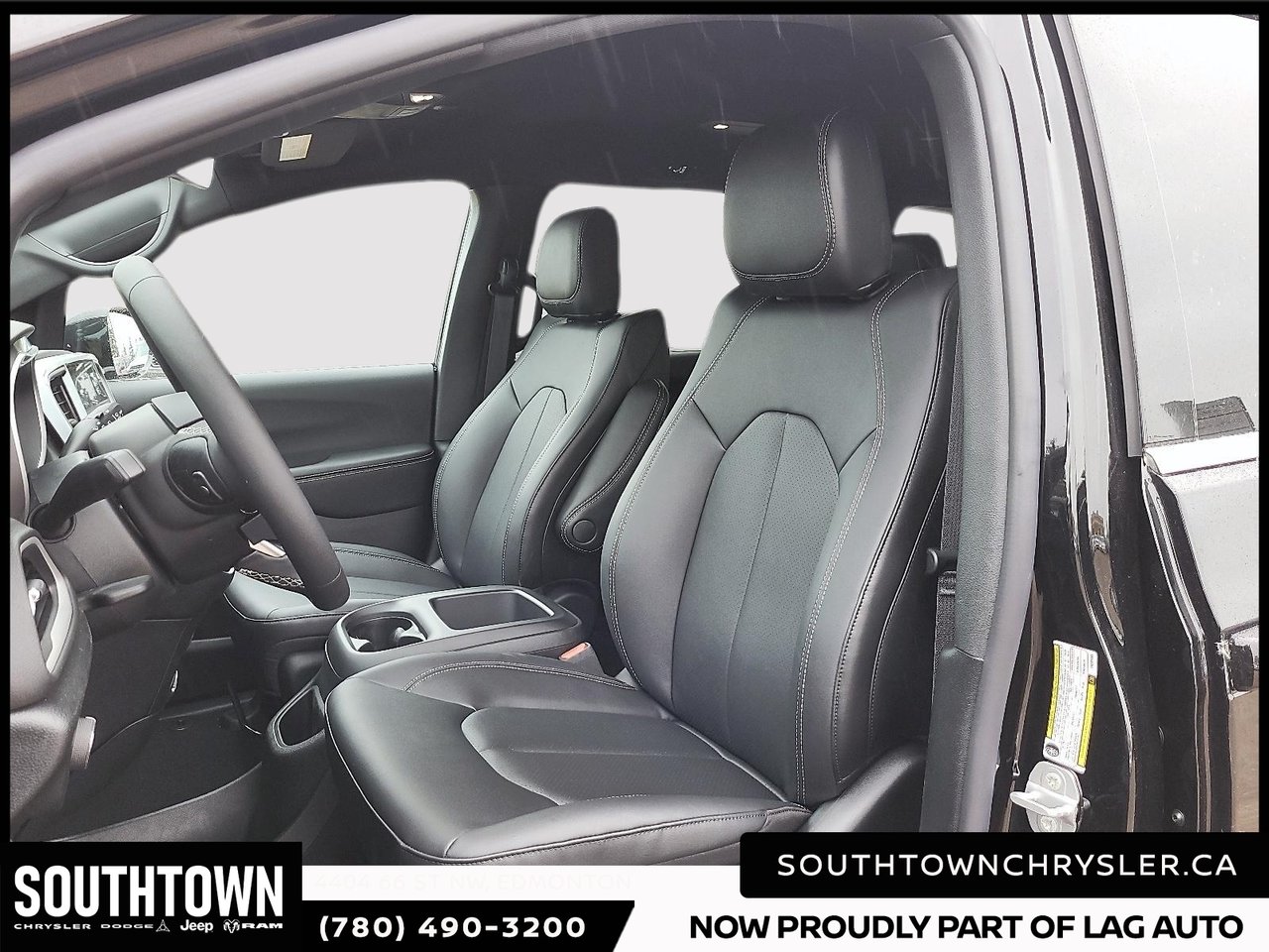 2026 Chrysler Grand Caravan SXT-8