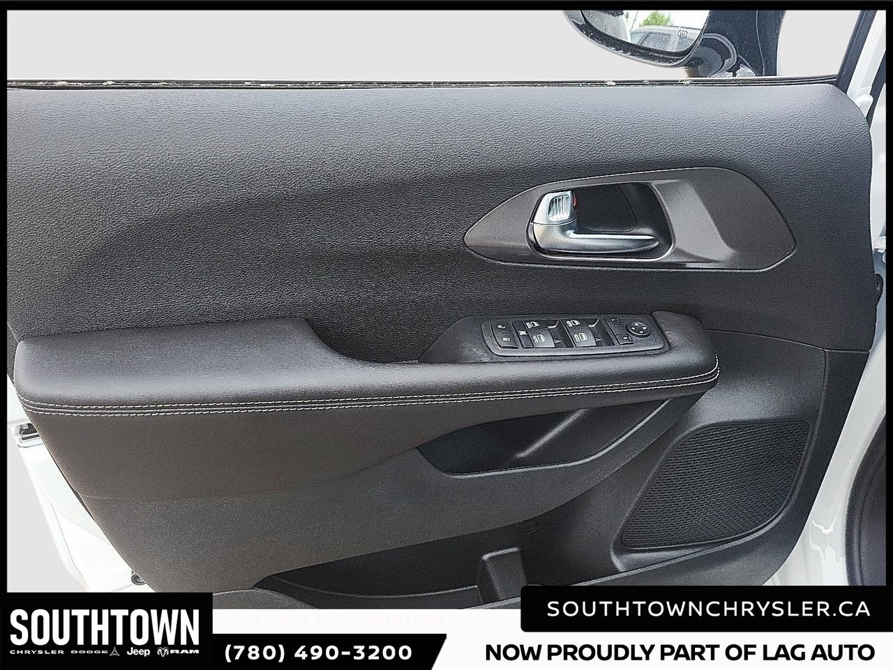 2026 Chrysler Grand Caravan SXT-10