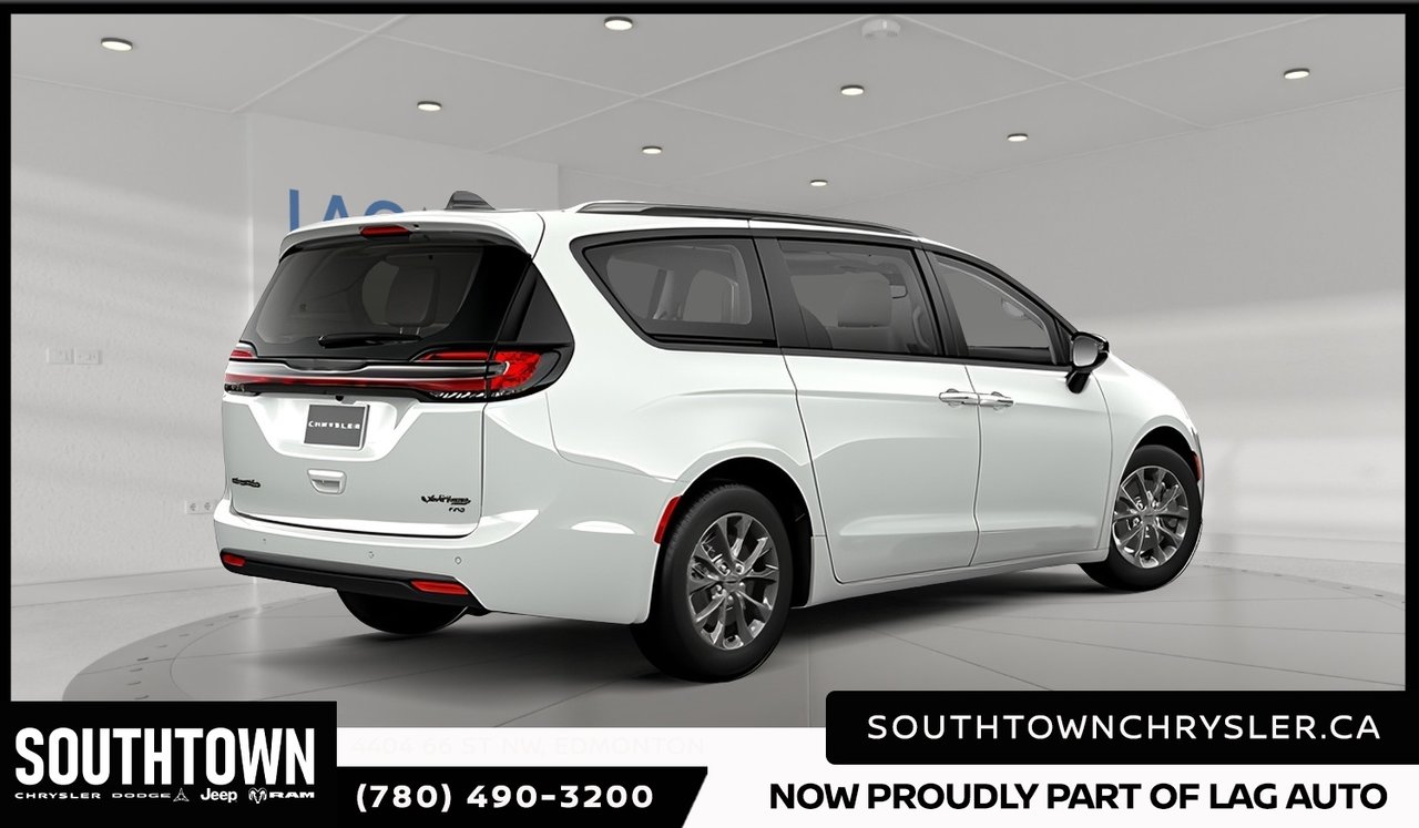 2026 Chrysler Pacifica LIMITED AWD-2