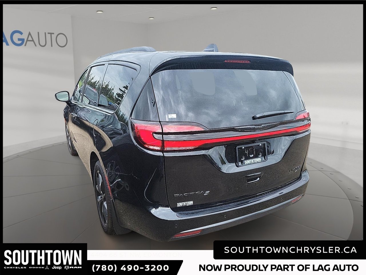 2026 Chrysler Pacifica LIMITED AWD-3