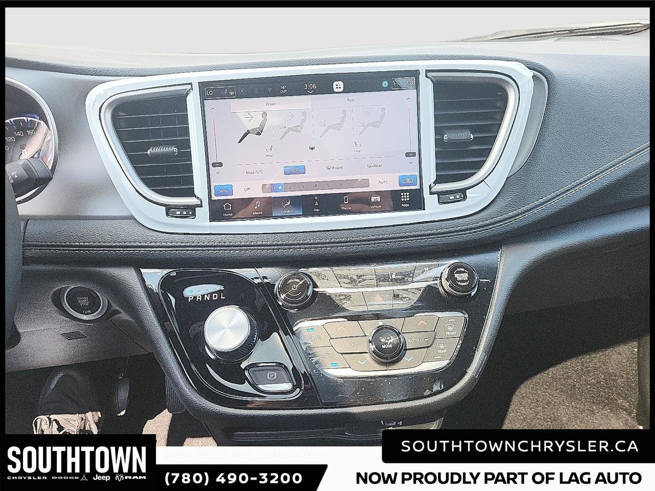 2027 Chrysler Pacifica SELECT AWD-15