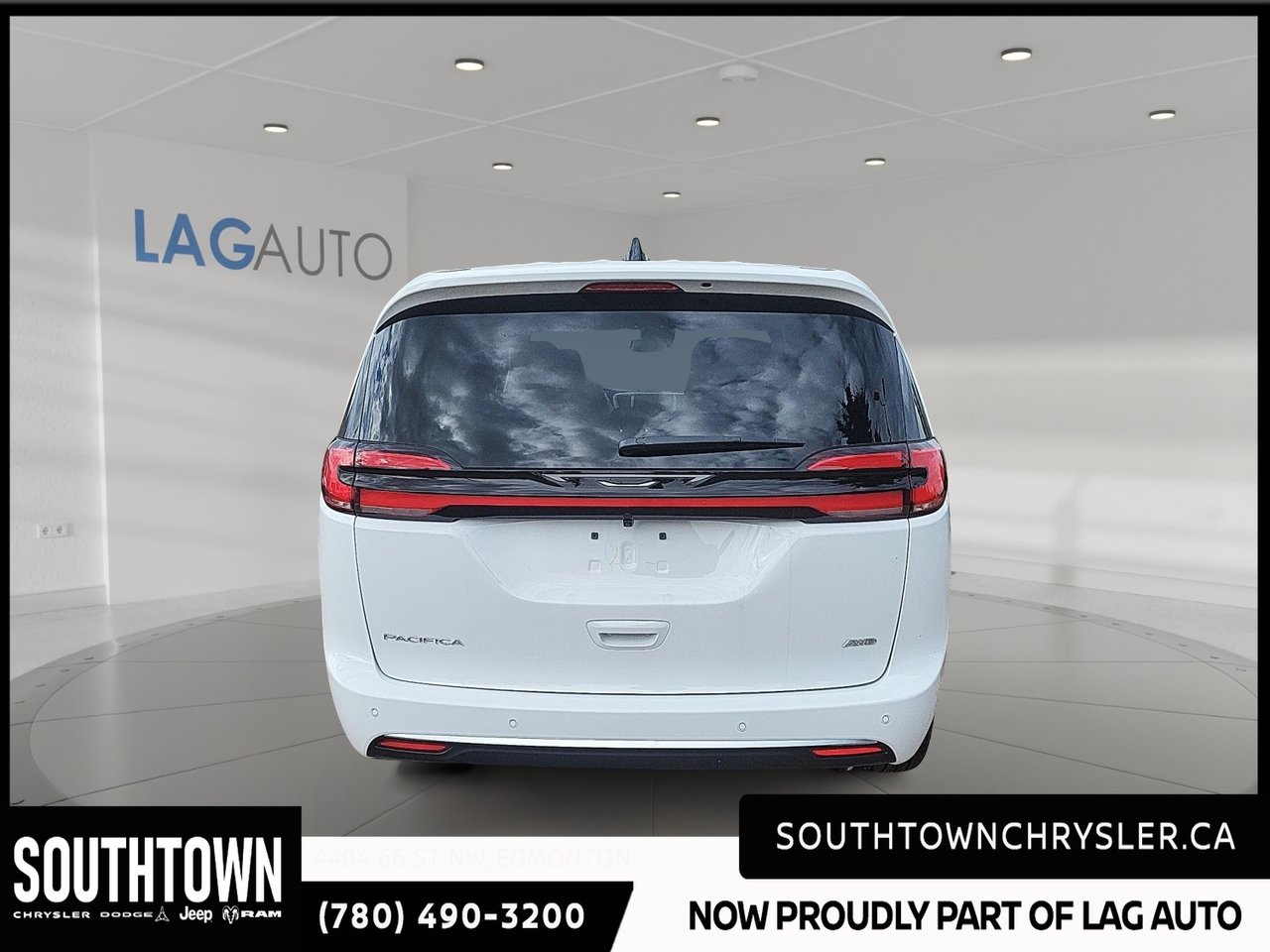 2027 Chrysler Pacifica SELECT AWD-2