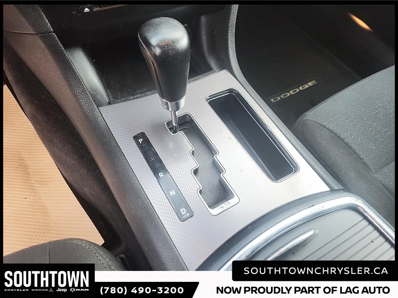 2012 Dodge Charger SE-13