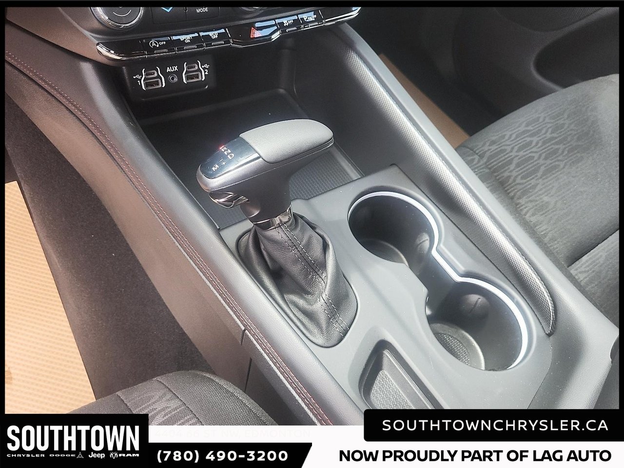 2026 Dodge Durango SXT-13