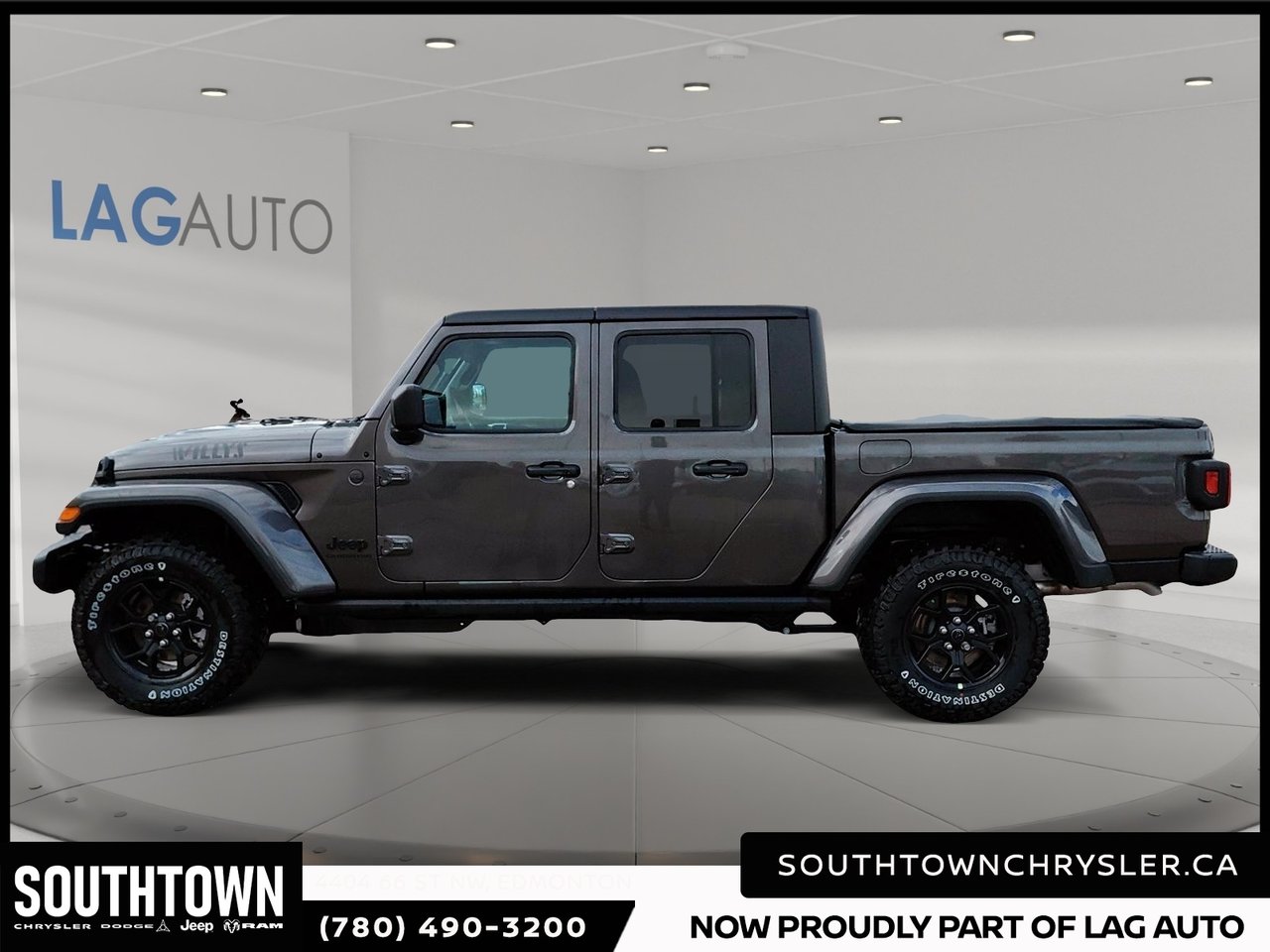 2026 Jeep Gladiator WILLYS-4