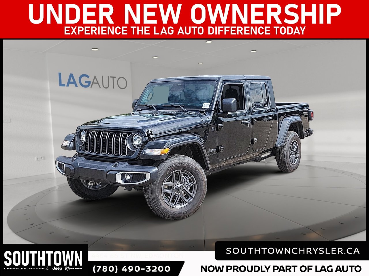 Black Clearcoat 2026 Jeep Gladiator Sport S Crew Cab 4WD Pickup Truck Four-Wheel Drive Automatic