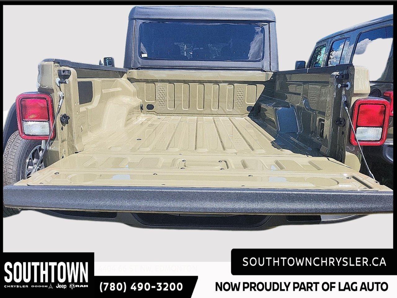 2026 Jeep Gladiator SPORT S-12