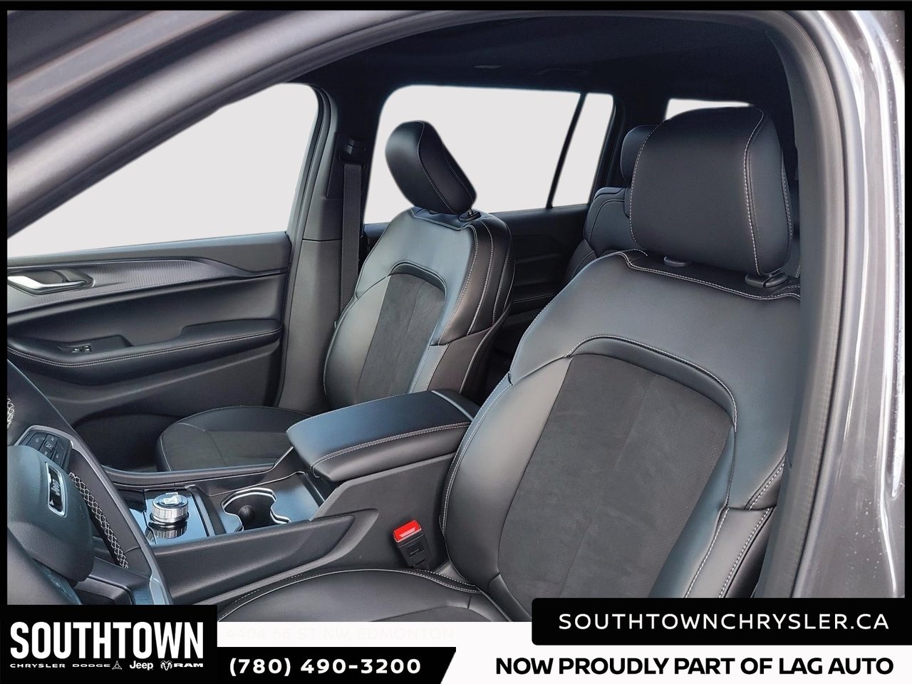 2025 Jeep Grand Cherokee L ALTITUDE-8
