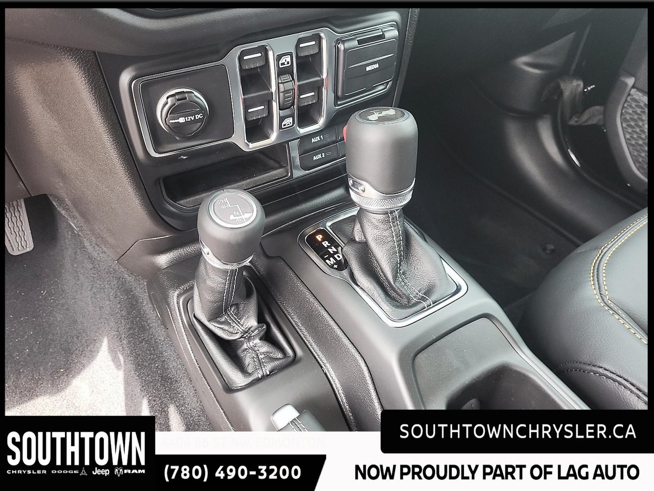 2026 Jeep Wrangler 4-Door SAHARA-14