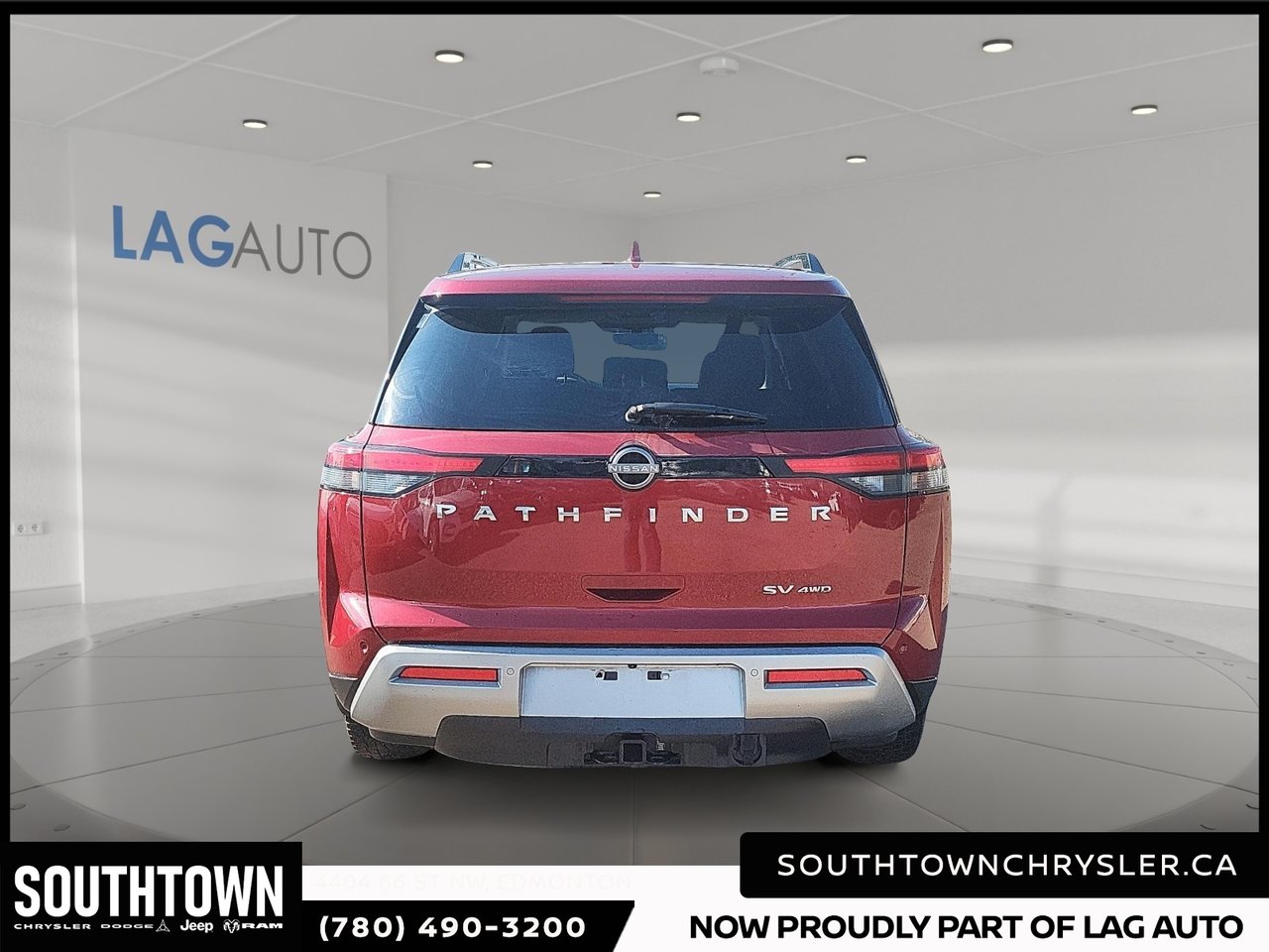 2023 Nissan Pathfinder SV-2