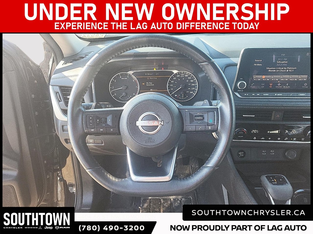 2024 Nissan Rogue SV Moonroof-11