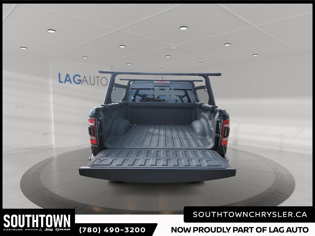 2023 Ram 1500 Big Horn-14