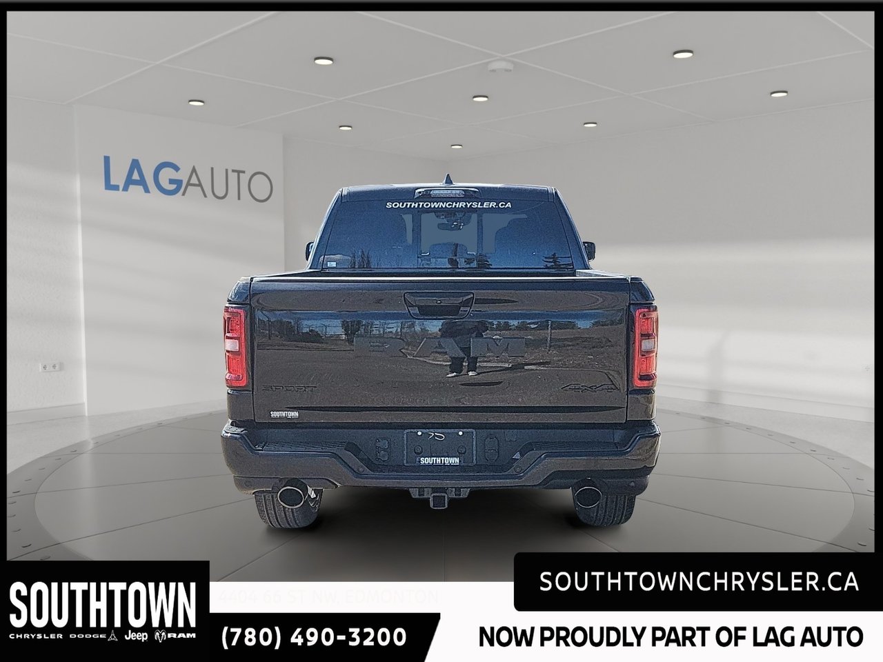 2026 Ram 1500 SPORT-2