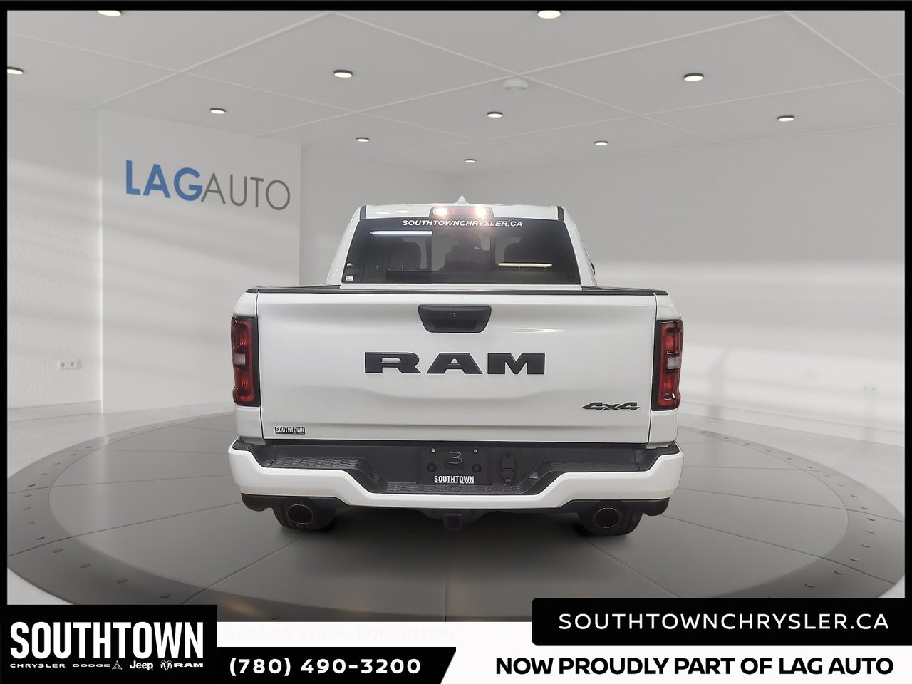 2026 Ram 1500 EXPRESS-2