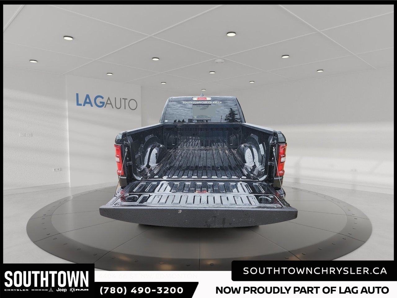 2026 Ram 1500 EXPRESS-14