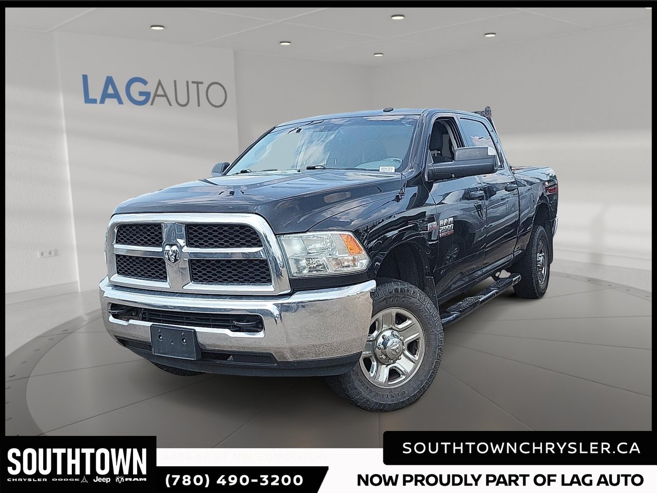 Brilliant Black Crystal Pearlcoat 2018 RAM 2500 Pickup Truck Four-Wheel Drive